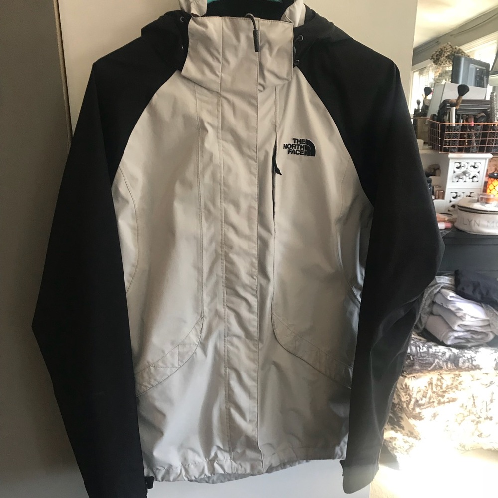 Cream/ Black north face jacket size medium